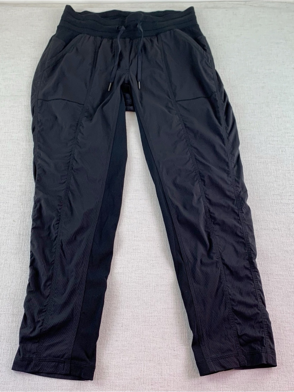 Lululemon women's 8 Black Dance studio Athletic Pants